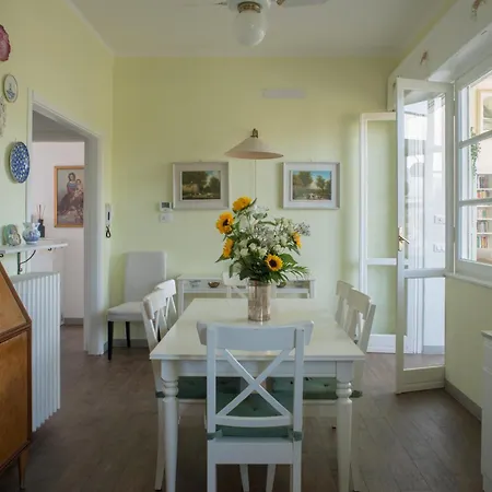 Apartment Vintage